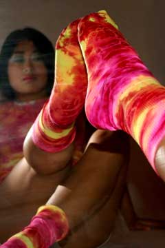 Nylon Tie 
      
 
 Dye Socks.