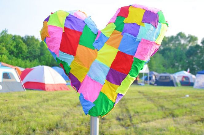 Patchwork Tights Heart Sculpture - We Love Colors