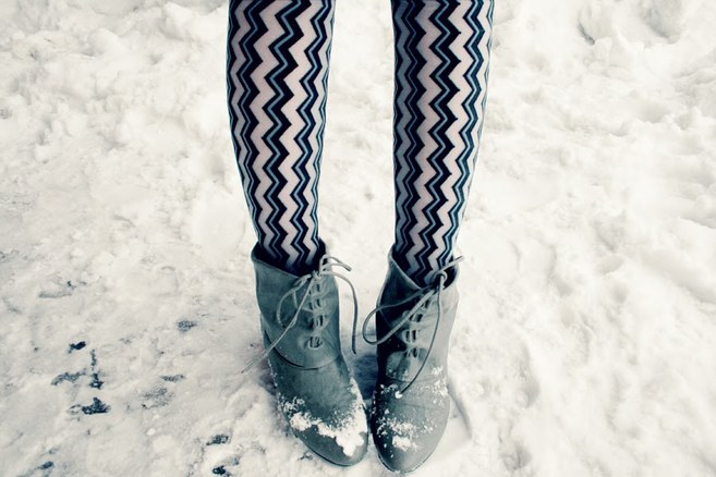 We Love Colors Vertical Jagged Tights