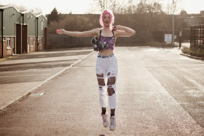 KaylaHadlington-Fishnets4-WeLoveColors-1401