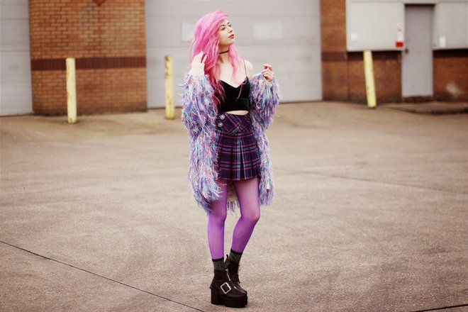 Kaylahadlington Fishnets5 Welovecolors 1401