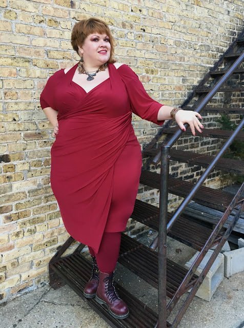 plus-size-tights-welovecolors-maroon