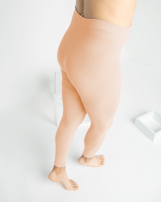 1025 M Peach Footless Tights