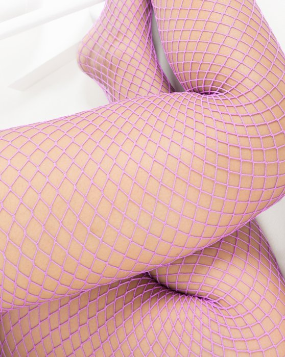 1403 Orchid Pink Wide Net Fishnets
