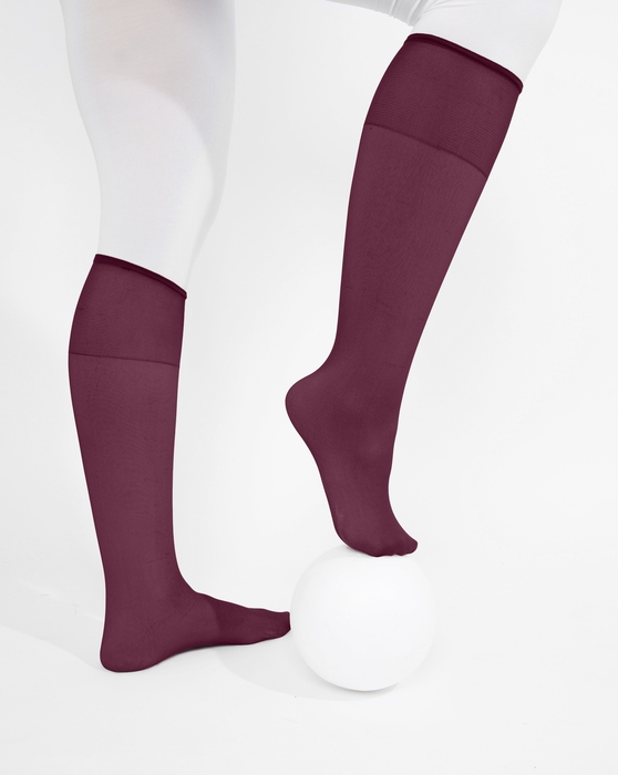 1536 Maroon Sheer Knee High Nylon Socks