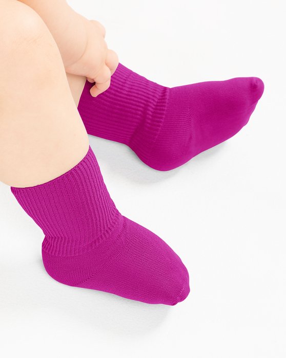 1577 Fuchsia Kids Nylon Socks